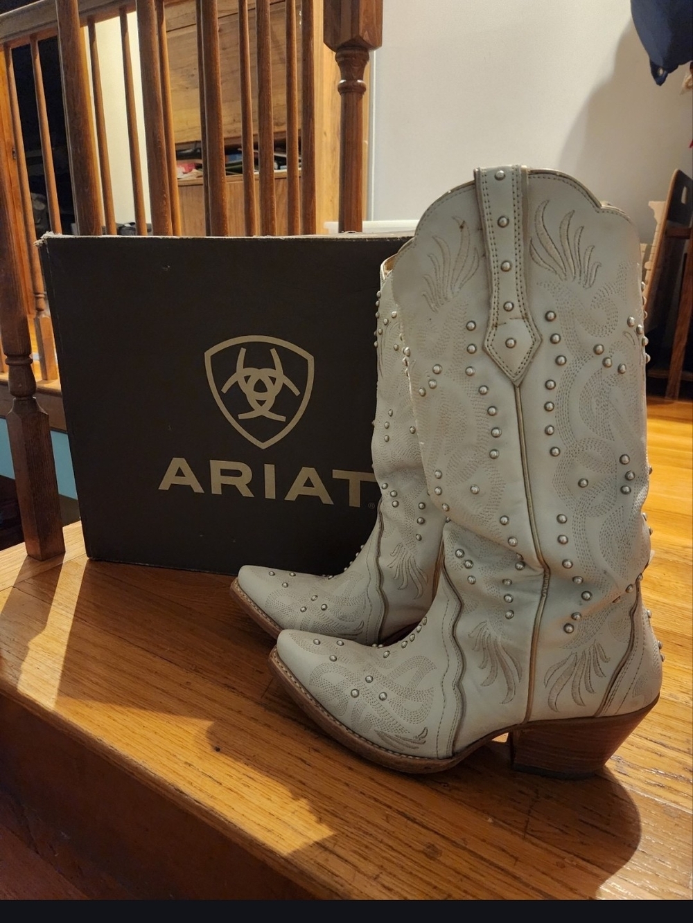 Ariat Women's Studded Western Boots in Cream